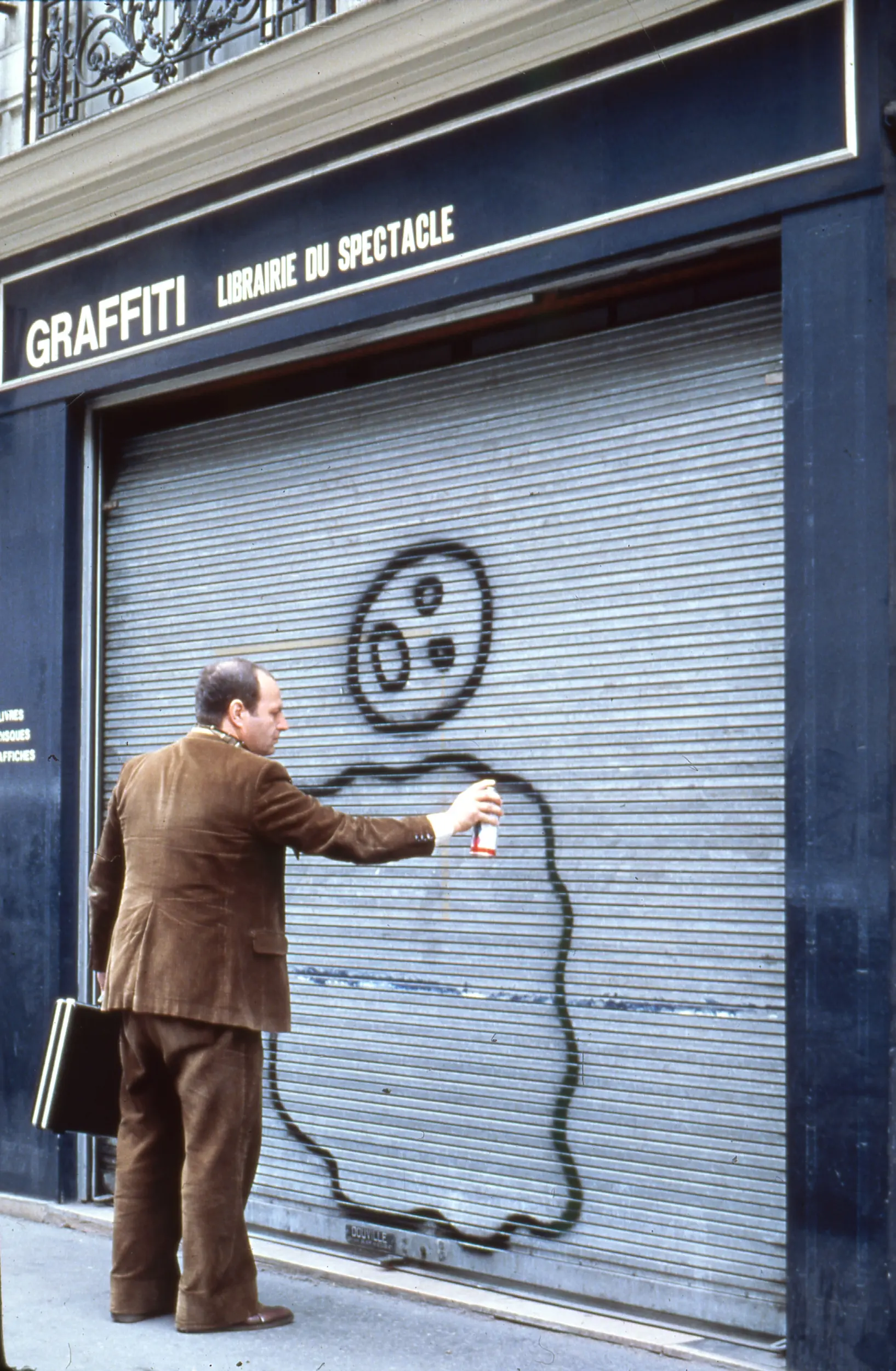 13_rue_condorcet_1984_photo_rosine_klatzmann.jpg